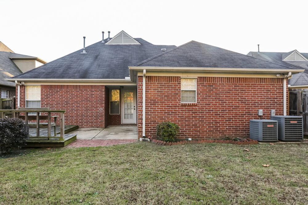 Building Photo - 7182 Crape Myrtle Dr