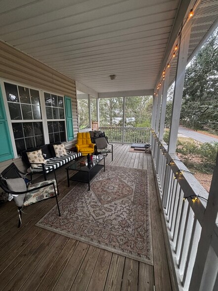 Building Photo - 403 Vereen Rd