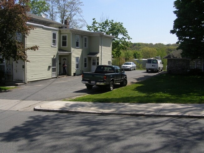 Building Photo - 6 Claflin St