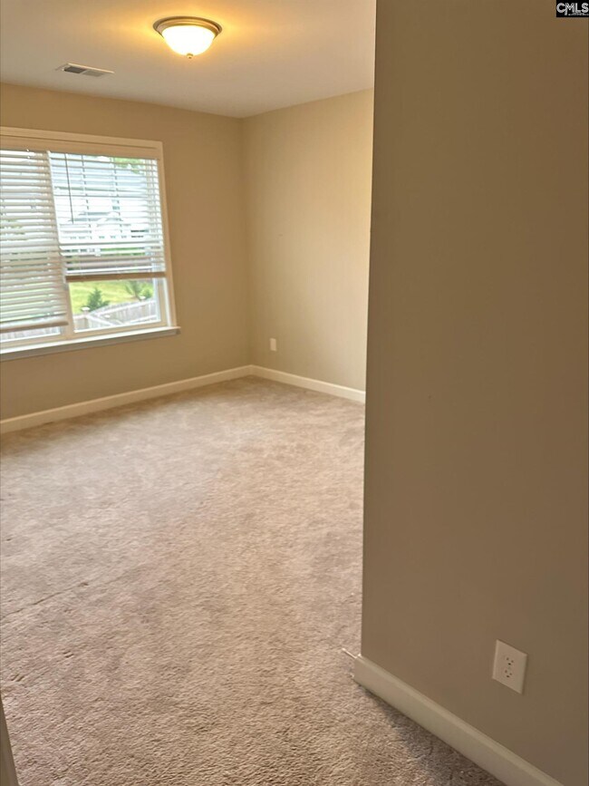 Building Photo - 559 Malachite Ln