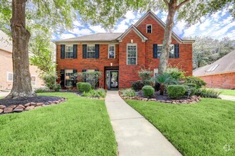 Building Photo - 3314 Cedar Village Dr
