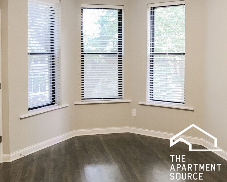 Building Photo - 2730 N Wayne Ave