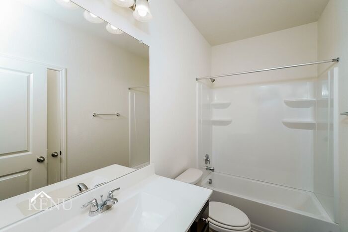 Building Photo - 5027 Firefly Hls