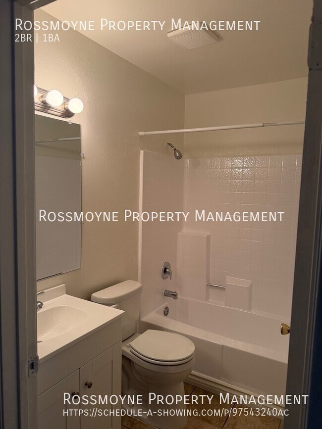 Building Photo - 10817 White St