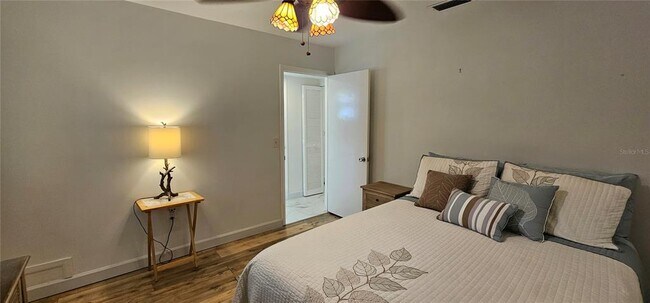 Building Photo - 2009 Riverbluff Pkwy