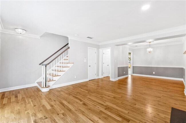 Building Photo - 46 Mt Vernon Cir