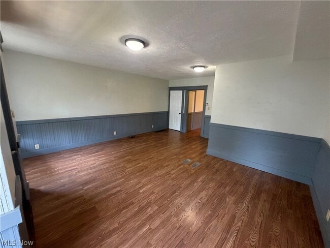 Building Photo - 322 Pratt St