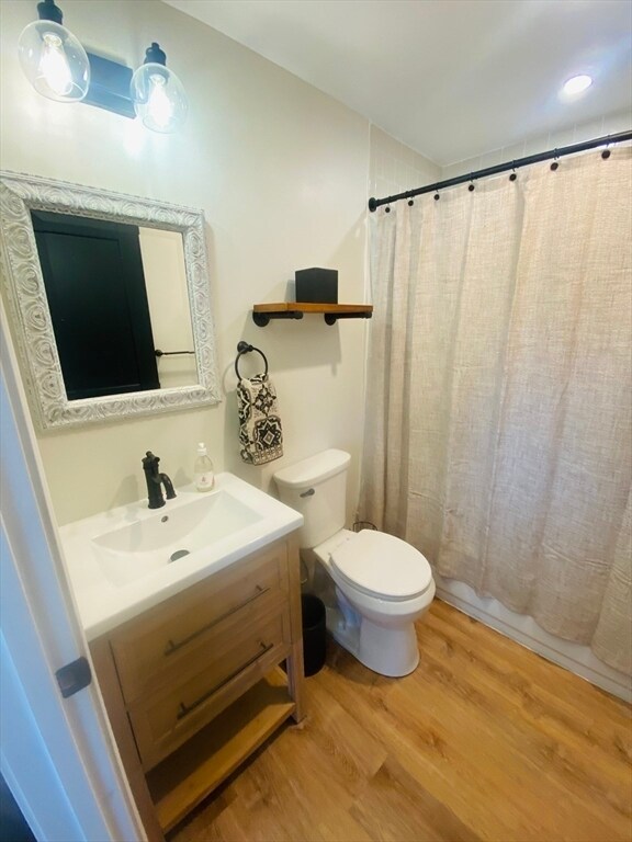 Building Photo - 80 Foster St