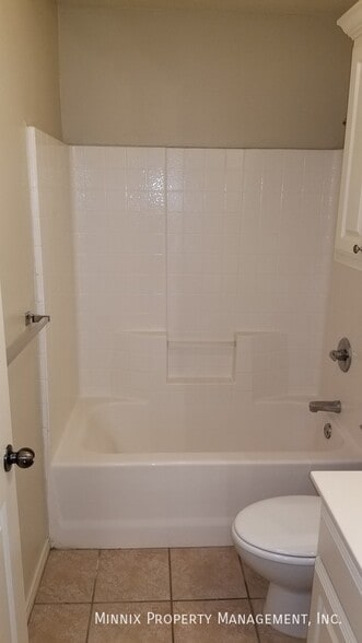 Building Photo - 3208 111th St