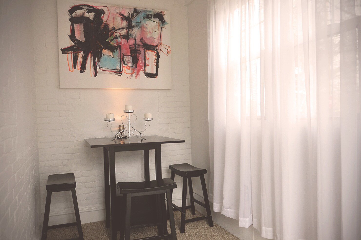 Breakfast room opens to yard - 41 Maple Ave