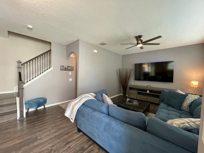 Building Photo - 3561 Brighton Park Cir
