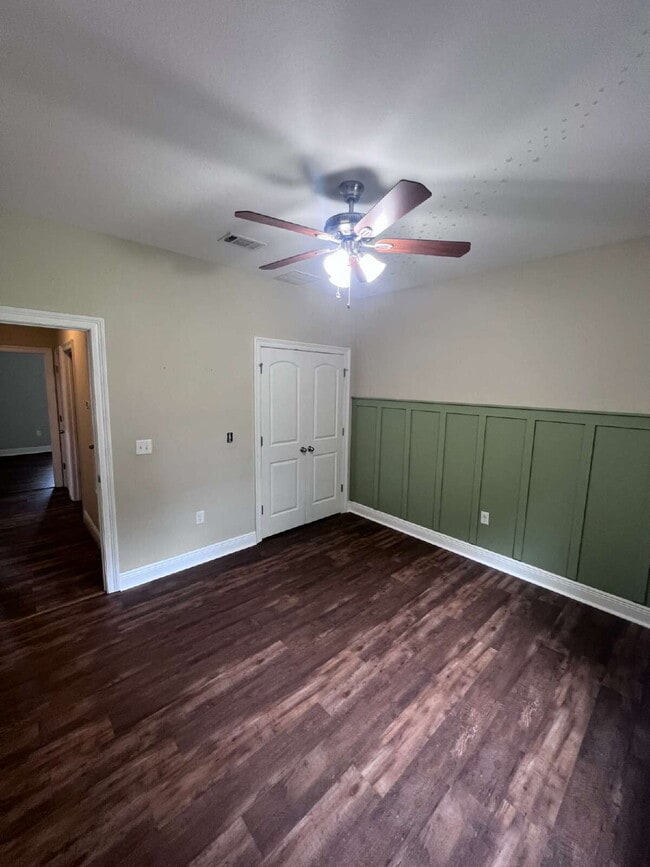 Building Photo - 6882 Brocado Ct
