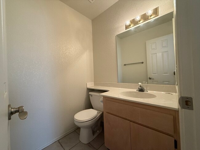 Building Photo - 11807 Calle Del Cid