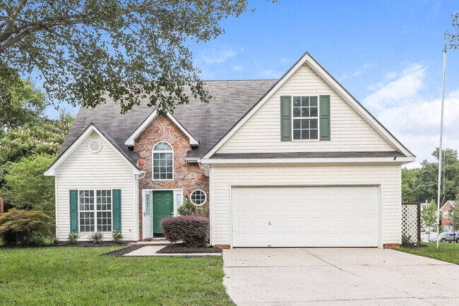 Building Photo - 121 Summerwood Pl