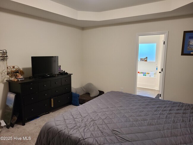 Building Photo - 600 Osprey Landing Dr