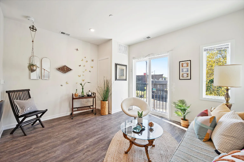 Building Photo - 2077 Ridge Ave