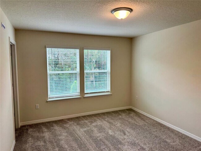 Building Photo - 3331 Canyon Bay Pt