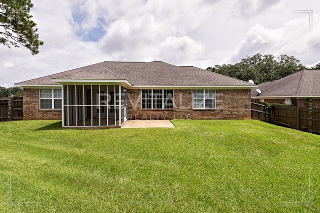 Building Photo - Stunning 4 Bed 2 Bath Home in West Mobile!