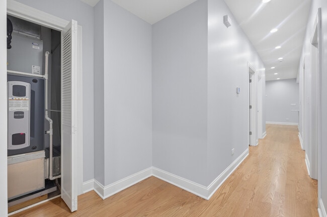 Building Photo - 4524 N Central Park Ave