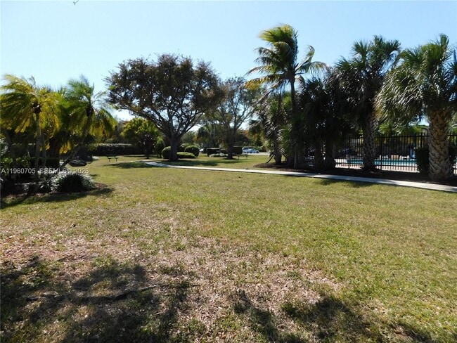 Building Photo - 14211 Kendale Lakes Cir