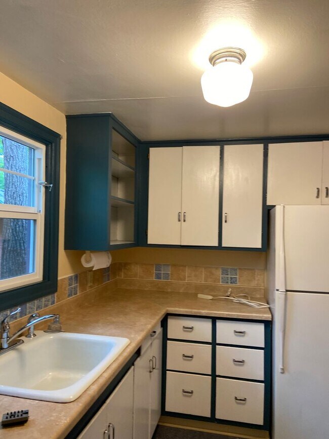 Building Photo - 544w13