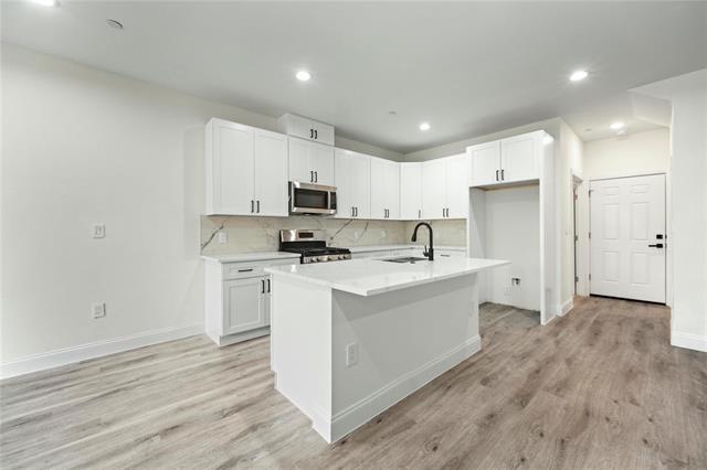 Building Photo - 6234 Dewitt St