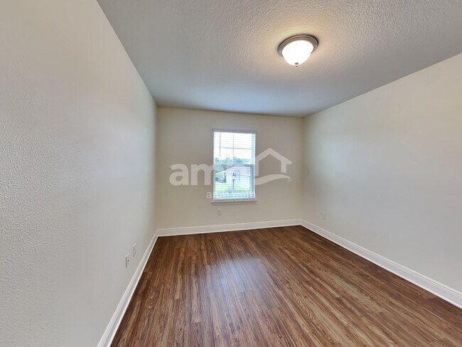 Building Photo - 20379 Calla Lily Dr