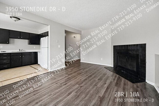 Building Photo - 3950 Stonedike Dr