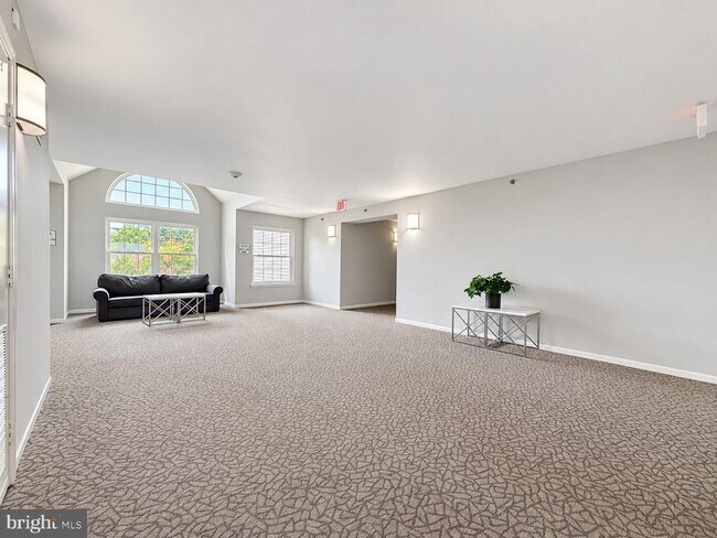 Building Photo - 3315 Wyndham Cir
