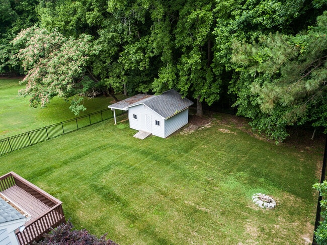 Building Photo - 3832 Doeskin Dr