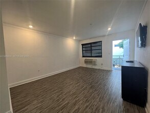 Building Photo - 1524 Lenox Ave.