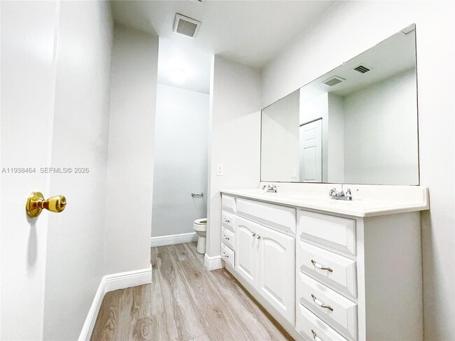 Building Photo - 1826 My Pl Ln