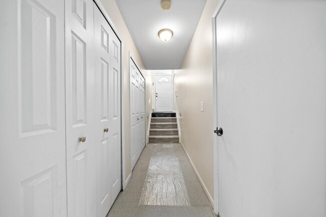 Building Photo - 222 Willis Ave