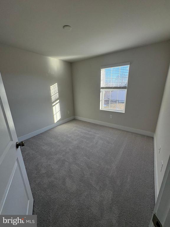 Building Photo - 254 Birdie Ct