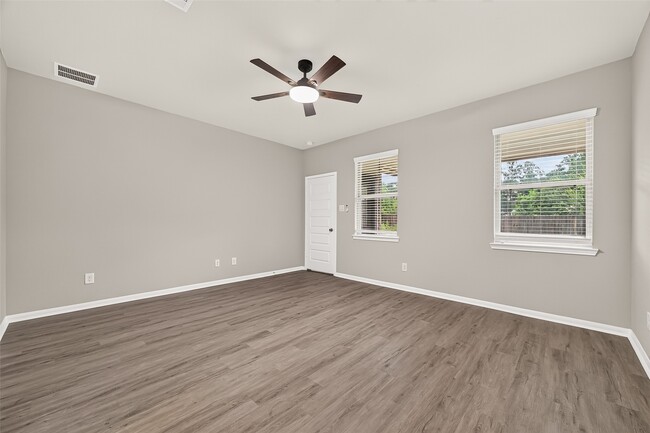 Building Photo - 30359 Limber Pines Dr