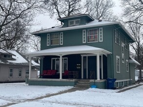 Building Photo - 708 1st Ave SE