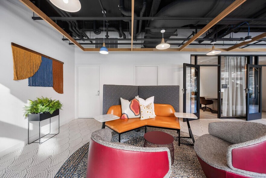 Building Photo - 60 Kilmarnock St