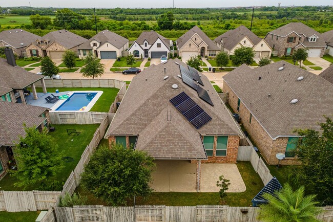 Building Photo - 2116 Blackhawk Ridge Ln