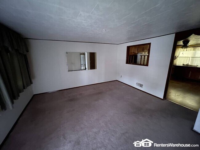 Building Photo - 7823 St Boniface Ln