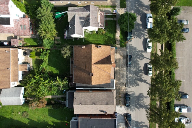 Aerial Photo - 671 5th St
