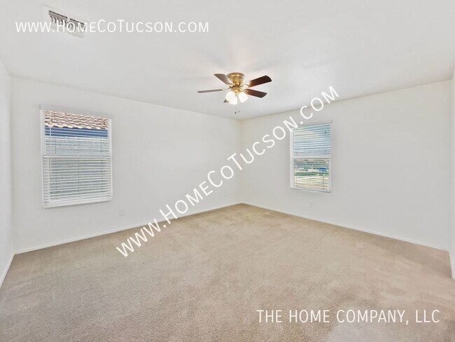 Building Photo - 7540 S Circulo Rio Blanco