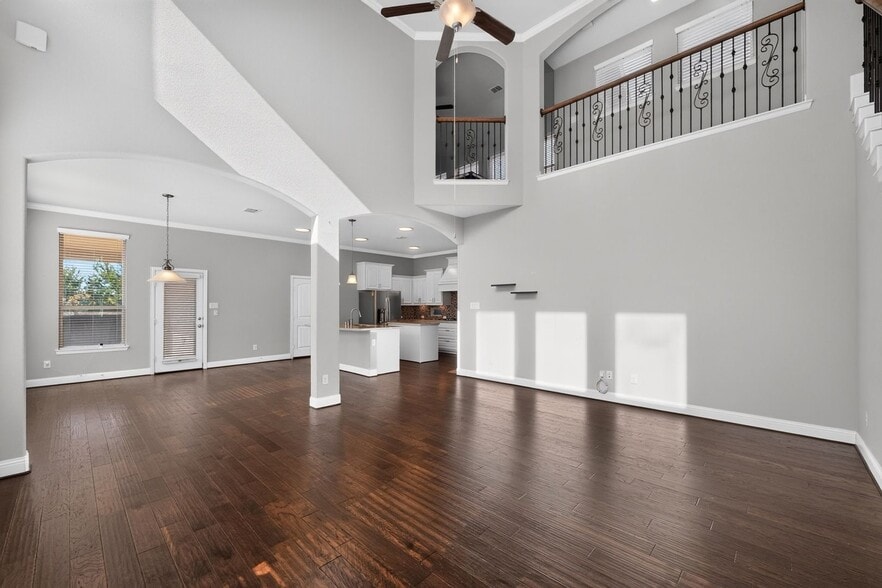 Building Photo - 3716 Carlsbad Way