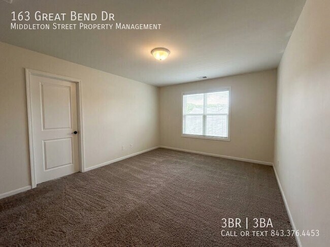 Building Photo - 163 Great Bend Dr