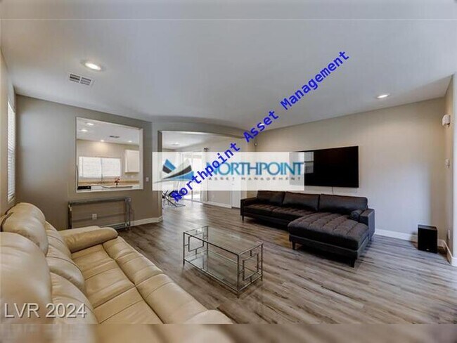 Building Photo - Quaint House Near the M Resort