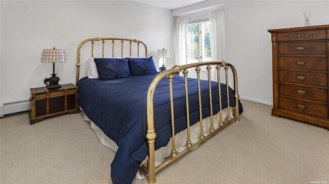 Building Photo - 19 Rogers Ln