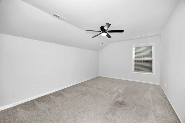 Building Photo - Beautiful 4-Bedroom Home with Office, Bonus Room, and Large Backyard