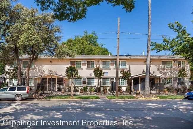 Primary Photo - 2700 32nd St