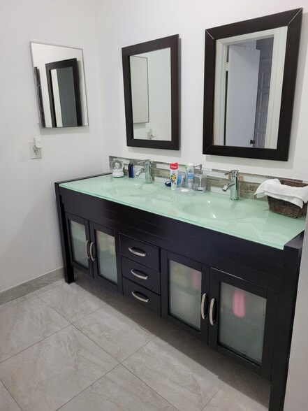 Building Photo - 10932 SW 25th St