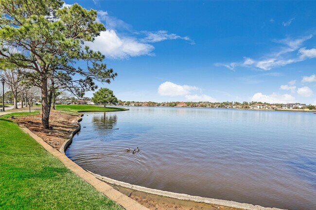 Building Photo - 135 Low Country Ln