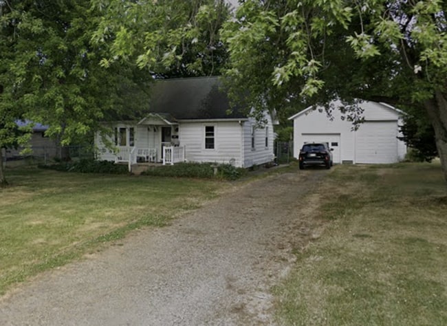 Primary Photo - 809 Zollinger Rd